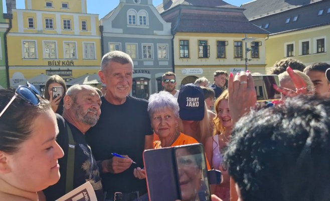 Бабиш похвастался перед избирателями: «Я говорил с Трампом пять раз и знаю всех политиков мира»