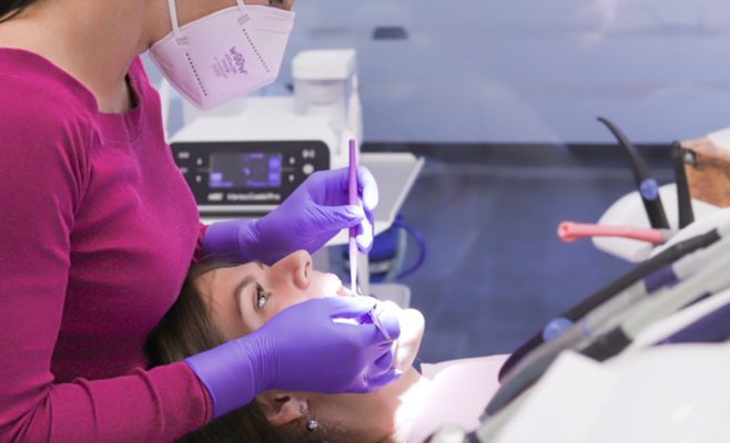 Smile Centrum отмечает 13 лет успеха открытием девятой клиники в Праге