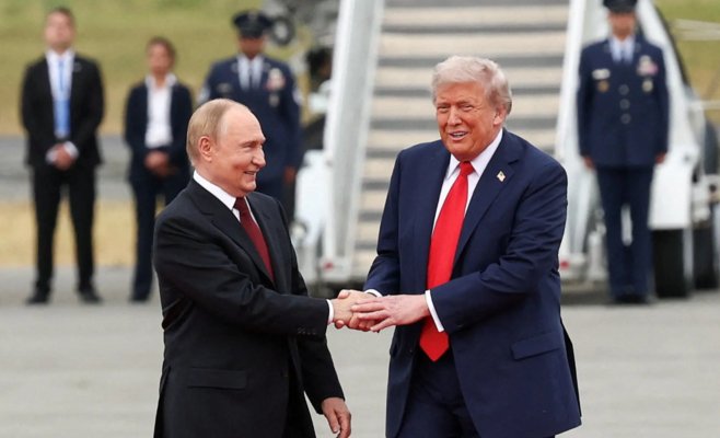 Трамп и Путин встретились на Аляске. За закрытыми дверями обсуждали сделки по нефти и газу