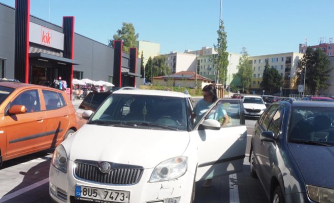 Парковочные места только для женщин? В Гавиржове идея оказалась успешной