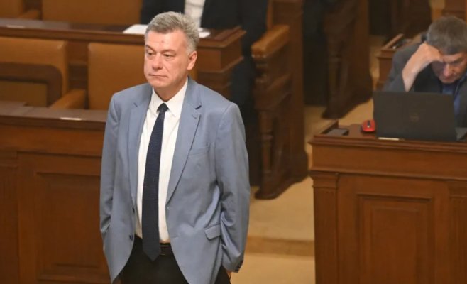 Власти знали о «грязных биткоинах», но молчали. Блажек оправдывается