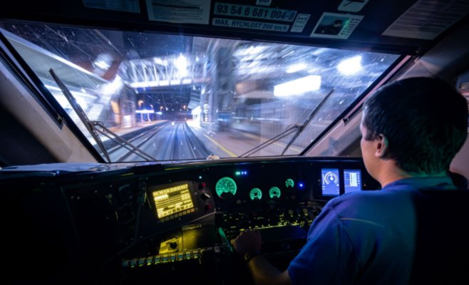 Из Праги на юг Чехии впервые отправилось Pendolino: установлен рекорд 200 км/ч