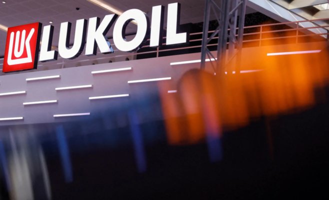 Германия и Франция требуют санкций против российских нефтяных компаний