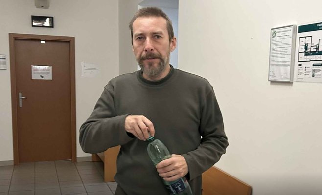 В Чехии судят мужчину за ненависть к украинцам и угрозы политикам