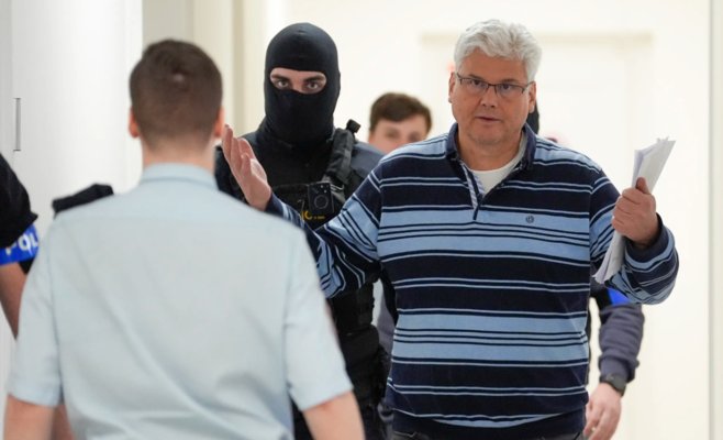 Людвик обвинён в новой коррупции. Взяткой ему якобы стал роскошный пражский апартамент от фирмы Geosan