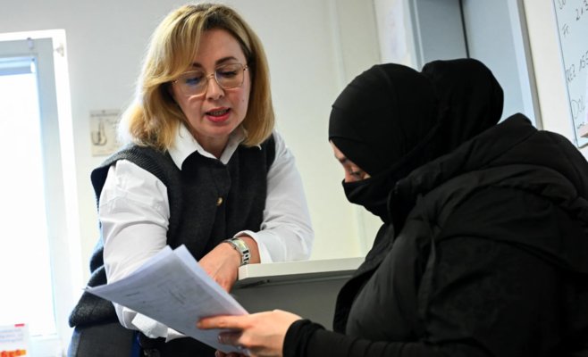 В Германии впервые за 14 лет стало меньше беженцев