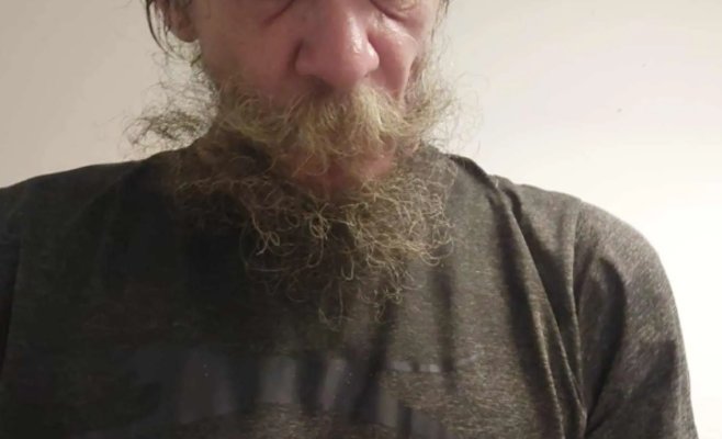 Загадка продолжается. Мужчину, появившегося в Мирковице на Ческокрумловске, до сих пор никто не узнаёт