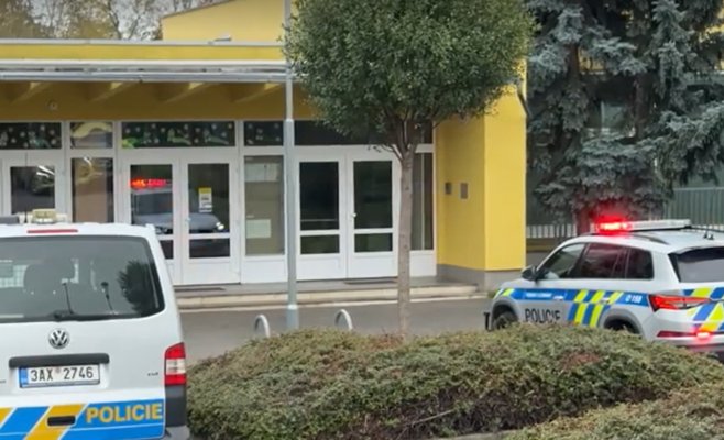 Трагедия в день выборов: мужчина погиб после прыжка с пятого этажа школы в Праге