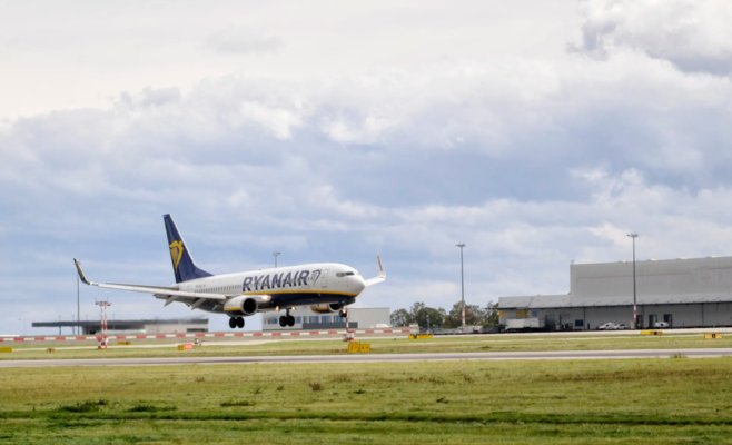 Самолёт Ryanair сел почти без топлива. Инцидент расследуют британские авиационные власти