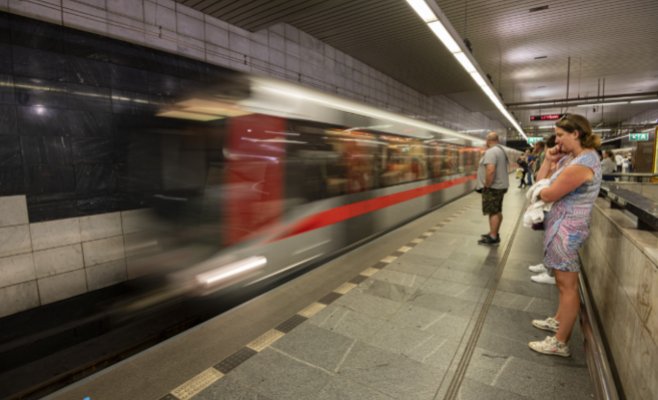 В центре Праги на выходных не будет работать метро линии C — его заменят трамваи
