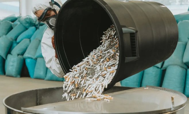 На дорогах Словакии начали добавлять окурки в асфальт: инновация продлевает срок службы покрытия