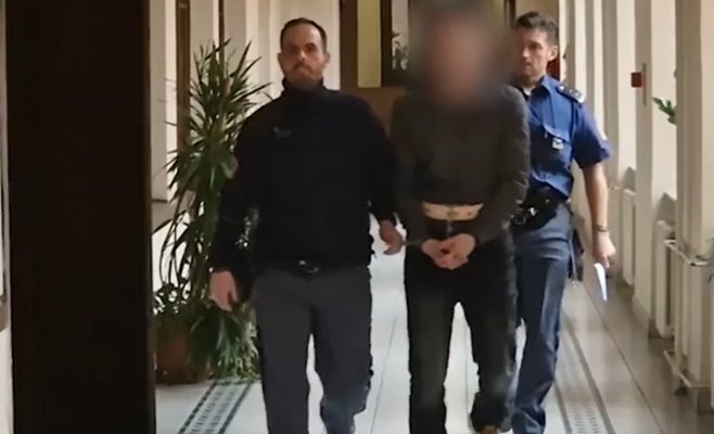 Пьяница пять лет издевался над дедом и матерью. В суде семья просила не сажать его в тюрьму