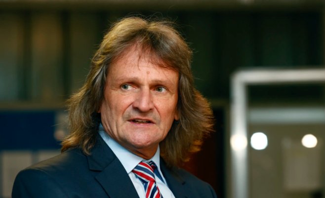 Депутат Шевчик выдвигает свою кандидатуру на пост ректора Высшей школы экономики в Праге