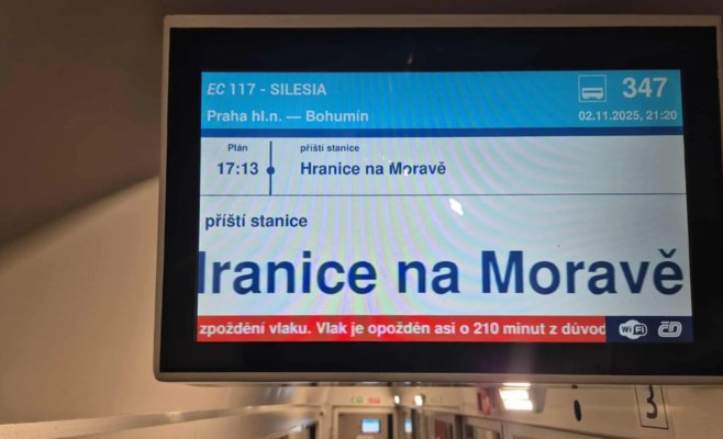 «Сто километров за семь часов»: пассажиры описали железнодорожный кошмар. Перевозчики пообещали вернуть деньги