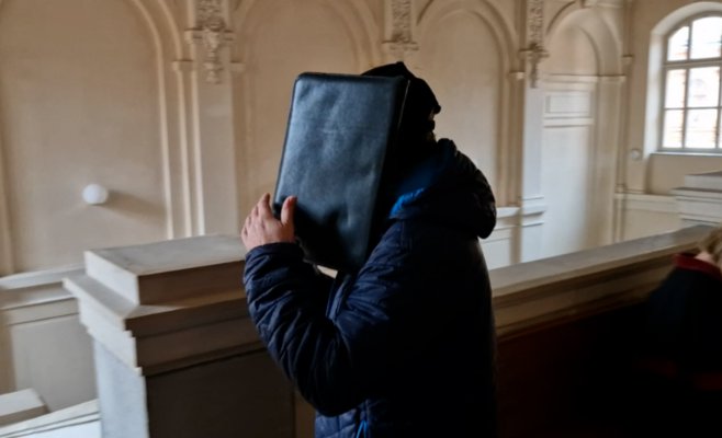 Безработный инженер в джакузи домогался женщины в аквапарке Брно — получил условный срок