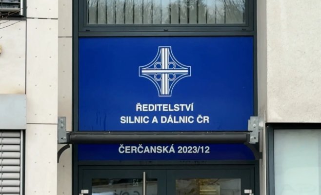 После обысков в Управлении дорог и автомагистралей Чехии обвинены 12 человек и 5 компаний