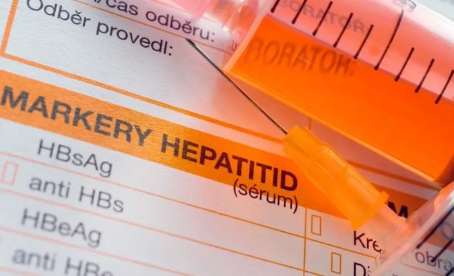 Польша предупреждает жителей: избегайте поездок в Чехию из-за вспышки гепатита А