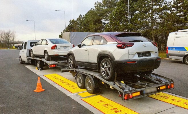 Иностранный водитель проигнорировал запрет и попался снова: у Оломоуца получил максимальный штраф