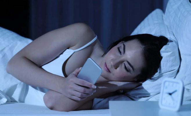 Люди стали меньше спать. Пять часов сна в день никому не хватает, предупреждает врач