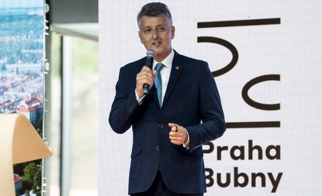 Глава Управления железных дорог Свобода уволен, у него дома нашли 80 миллионов наличными