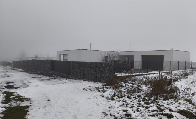 Глава Управления железных дорог Свобода уволен, у него дома нашли 80 миллионов наличными