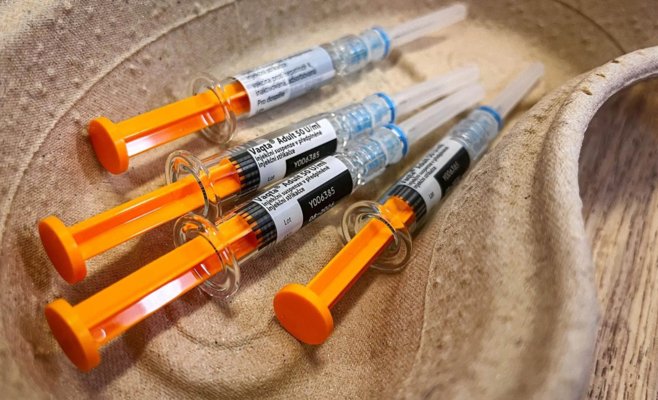 Доставили ещё 50 тысяч вакцин против гепатита А. Почему этого всё ещё недостаточно