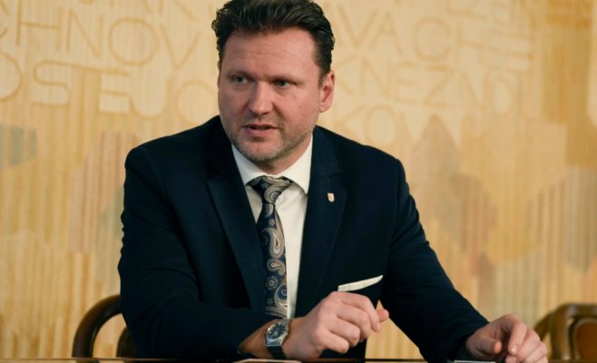 Новая коалиция не поддержала Украину. Вместо этого выступила в поддержку плана Трампа