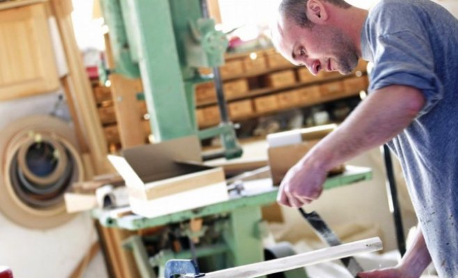 Отчисления для ИП с января вырастут. Шиллерова обещает, что новая власть всё изменит и вернёт деньги