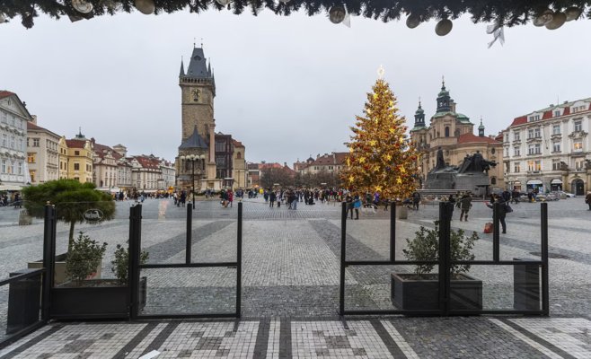 Самые необычные праздники: вспоминаем Рождество в локдауне во время COVID