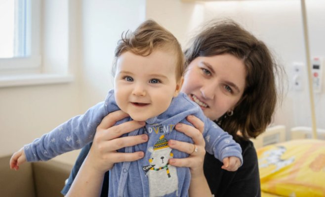 Большой успех остравских врачей. Они спасли ребёнка, родившегося без анального отверстия