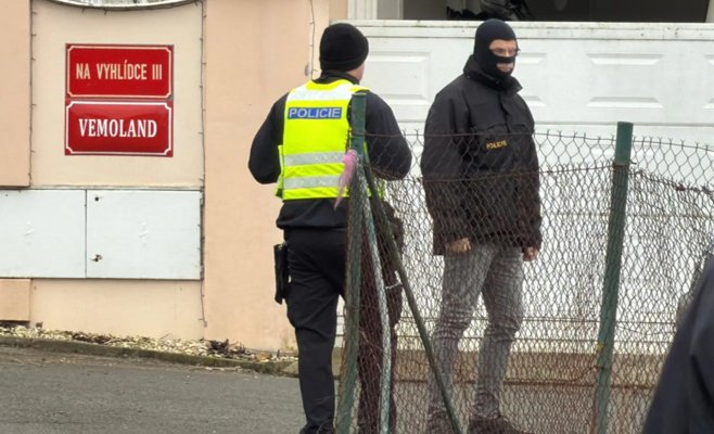 Полиция проводит операцию у бойца Вемолы