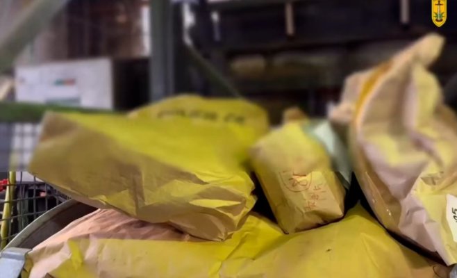 Полиция уничтожила в огне три тонны наркотиков, включая тонну кокаина