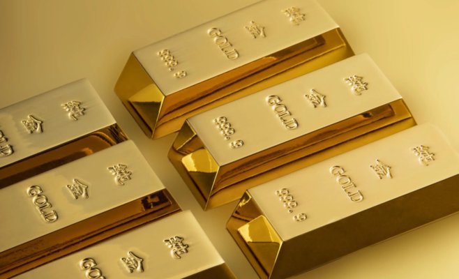 Цена золота продолжает расти и устанавливает новый рекорд