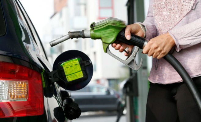 Российское правительство продлило временный запрет на экспорт бензина и дизельного топлива