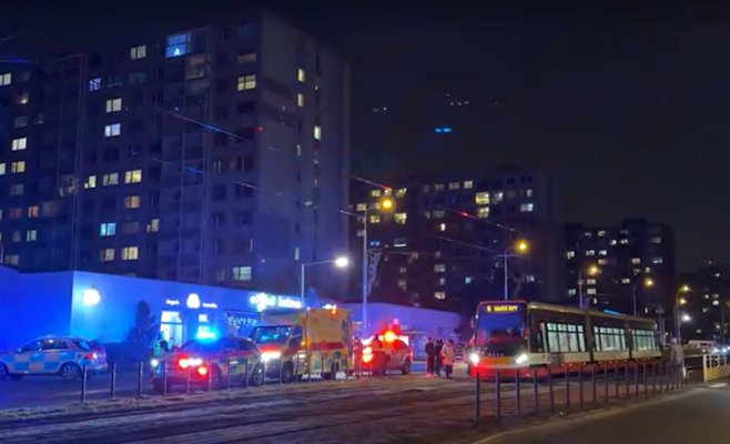Трамвай в Праге сбил 12-летнюю девочку: она была в наушниках