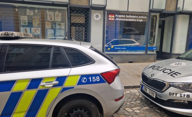 Молодая девушка из Бланенска не пришла в школу: полиция нашла её за границей