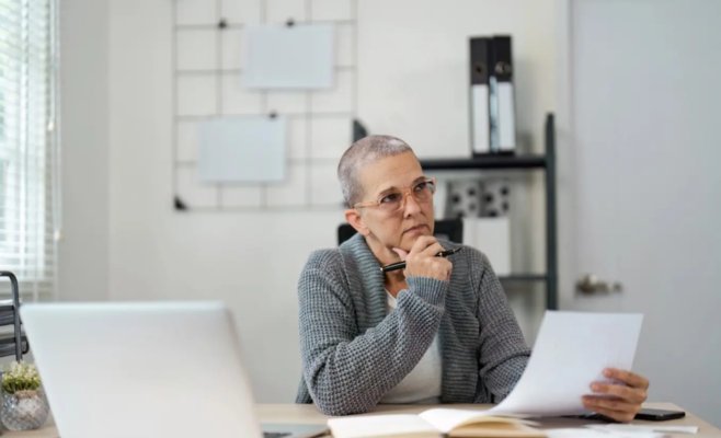 Возраст играет против них. Число безработных шестидесятилетних стремительно растёт