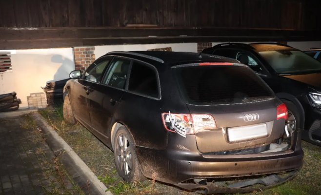 Иностранцы воровали электромобили по всей Чехии и вывозили их за границу через Польшу