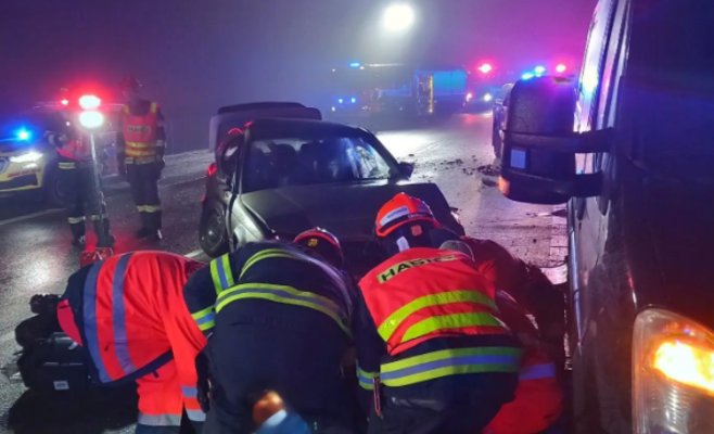 На юге Моравии: более сотни аварий, десятки пострадавших, объявлён травматологический план