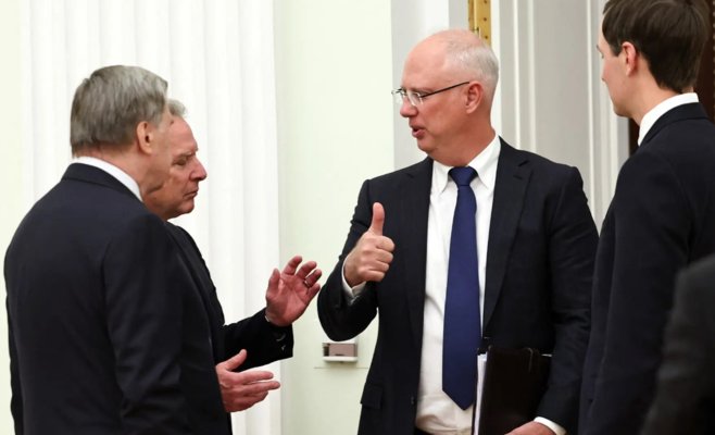 Мирные переговоры между Россией, Украиной и США в Абу-Даби начались