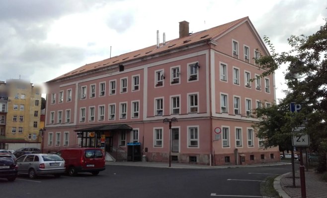 Аш борется с «бизнесом на бедности»: город не хочет новых общежитий и выкупает здания сам