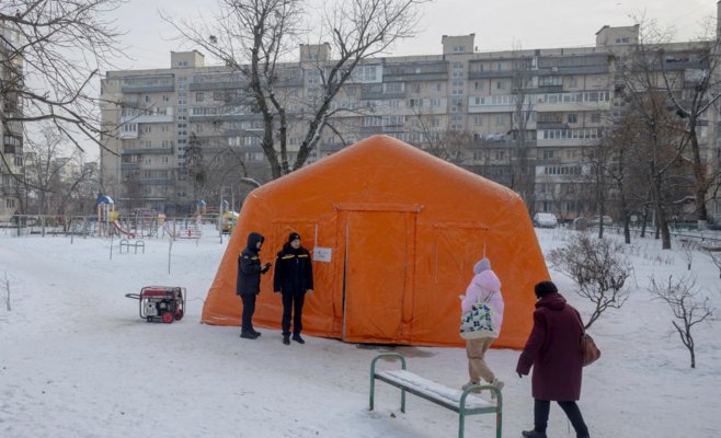 Чехи за три дня пожертвовали почти 90 миллионов крон на замерзающий Киев