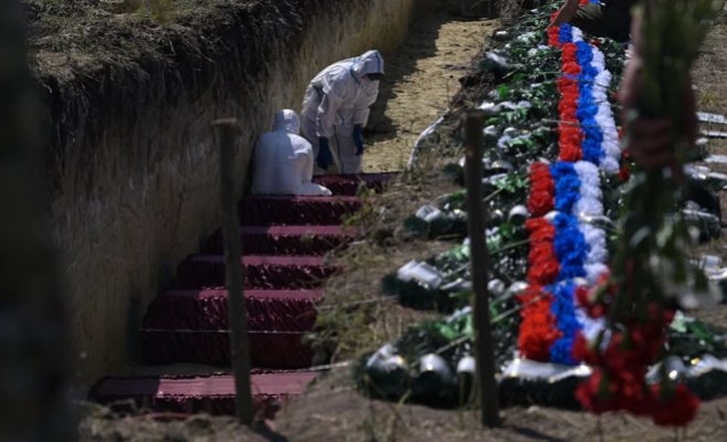 Россия потеряла 1,2 миллиона военных, говорится в докладе. Кремль отвергает ужасающий баланс