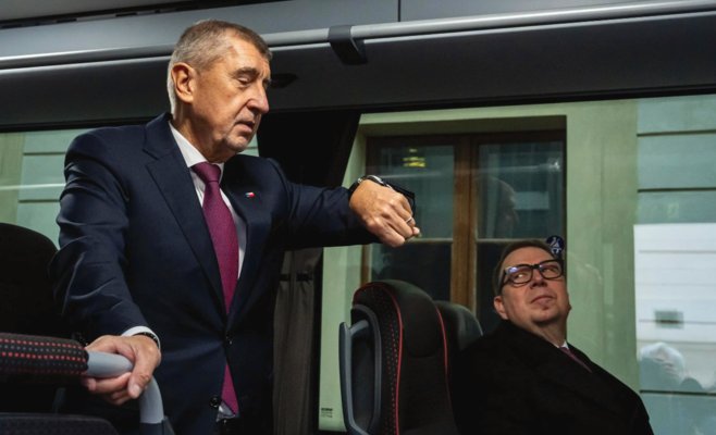 Бабиш ставит под сомнение данные о вкладе украинцев и требует опубликовать «чистую статистику»