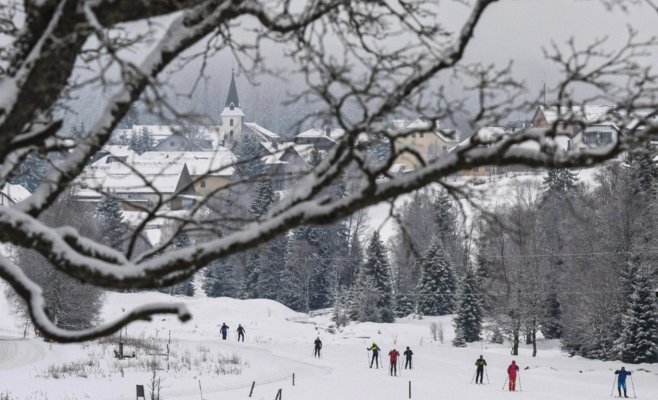 У школьников начинаются весенние каникулы, горнолыжные курорты переполнены