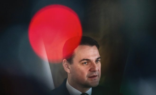 Новые правила должны защитить Чехию от российских агентов. Решение за правительством