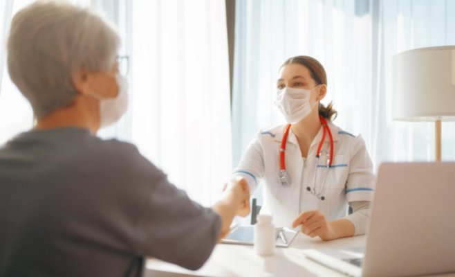 Сельская местность не привлекает молодых врачей общей практики