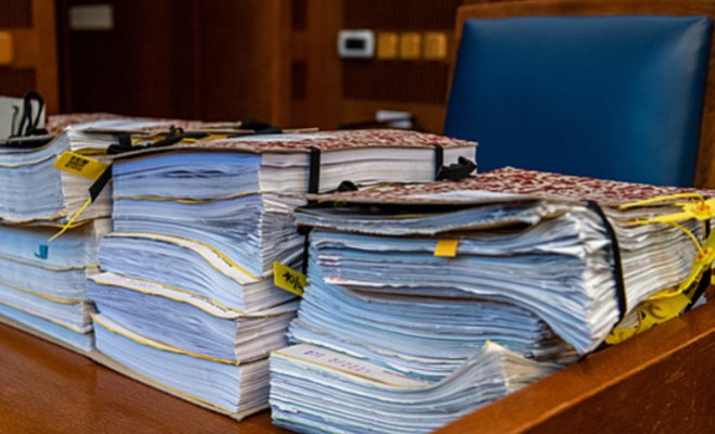 Адвокат из Пльзеня «утопил» в азартных играх 13 миллионов клиентских денег. Им занялась полиция