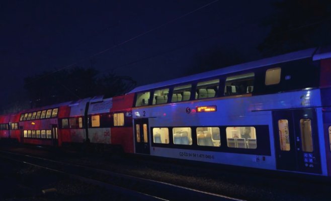 В Черношицах поезд сбил мужчину: пострадавшего эвакуировали вертолётом