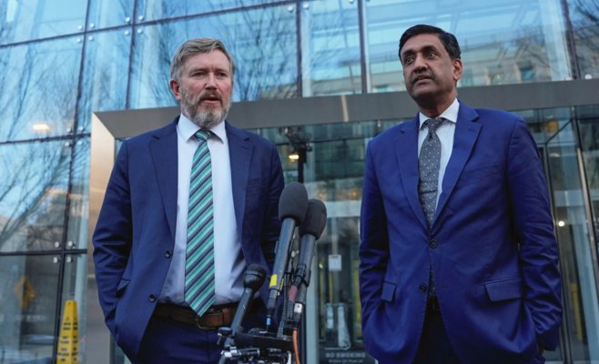 В материалах по делу Эпштейна полностью скрыли письмо с темой «Trump» и упоминание девятилетней девочки, заявил конгрессмен